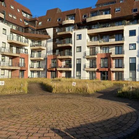 Apartment Oostduinkerke Long Island
